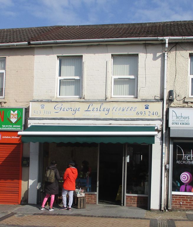Retail premises for sale in Cricklade Road, Swindon SN2, £235,000 Zoopla