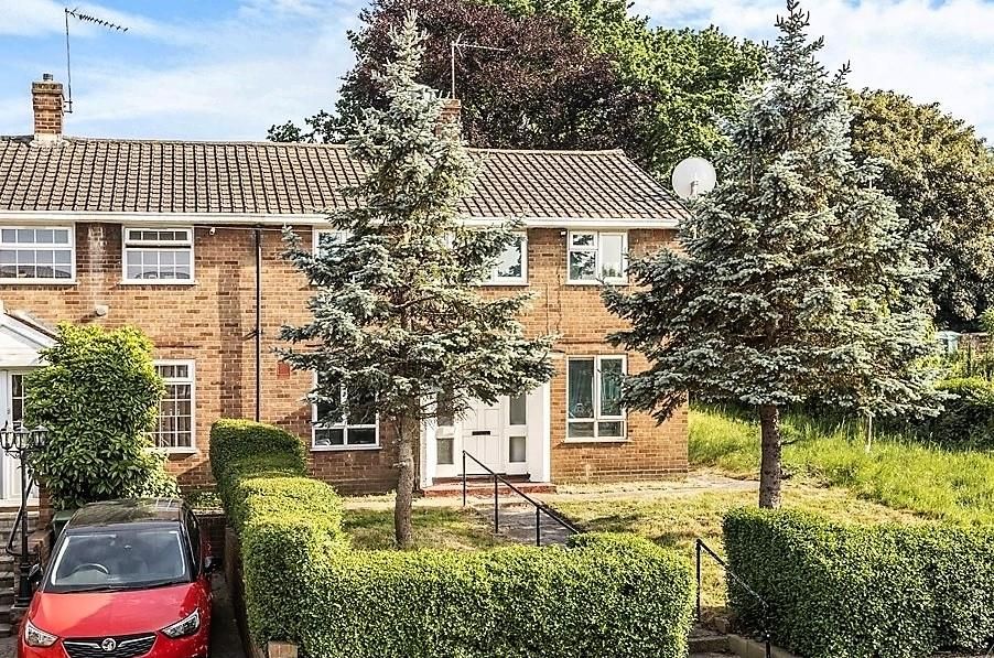 3 bed semidetached house for sale in Riverdale Road, Erith DA8 Zoopla