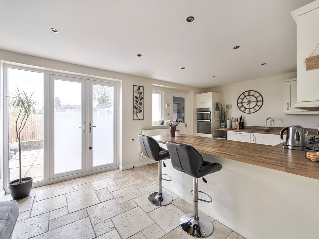 3 bed terraced house for sale in Somerset Avenue, Cheltenham