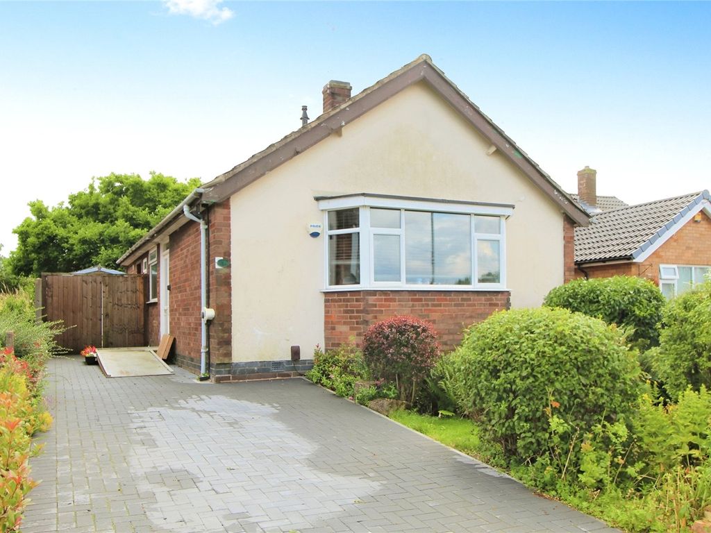 2 bed bungalow for sale in Zetland Close, Coalville, Leicestershire