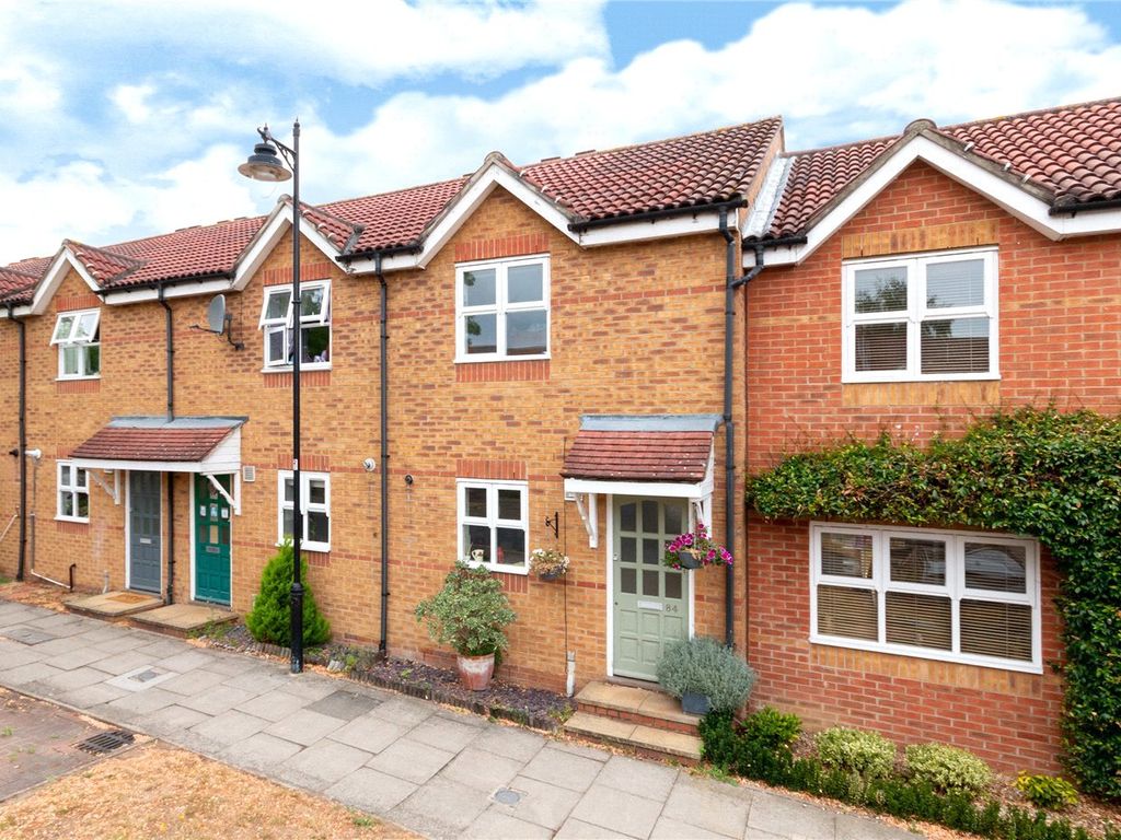 2 bed terraced house to rent in Henry Doulton Drive, London SW17, £