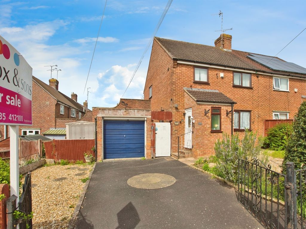 3 bed semidetached house for sale in Milford Road, Yeovil Marsh