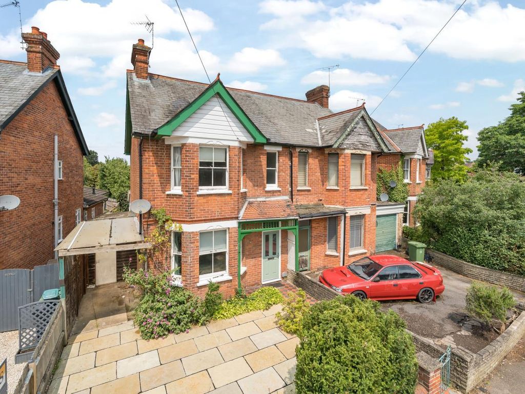 4 bed semidetached house for sale in Gordon Avenue, Camberley GU15