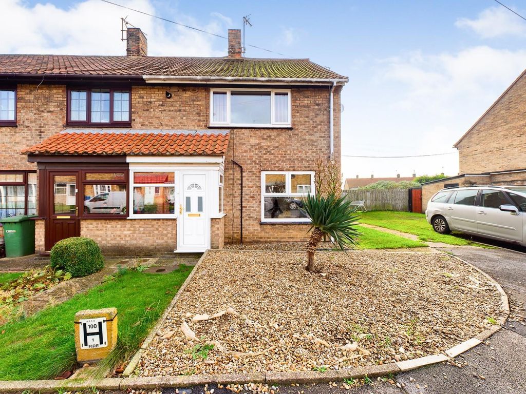 2 Bed End Terrace House For Sale In Meadow Road Bridlington YO16 Zoopla