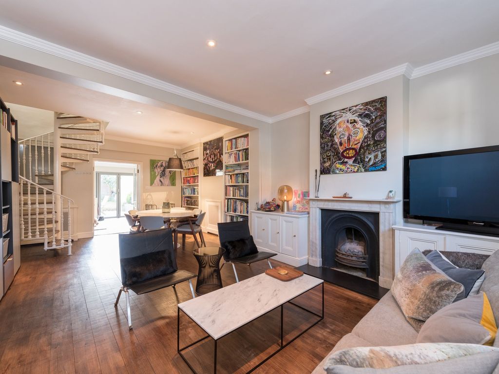 3 bed town house to rent in Battersea Church Road SW11 Zoopla