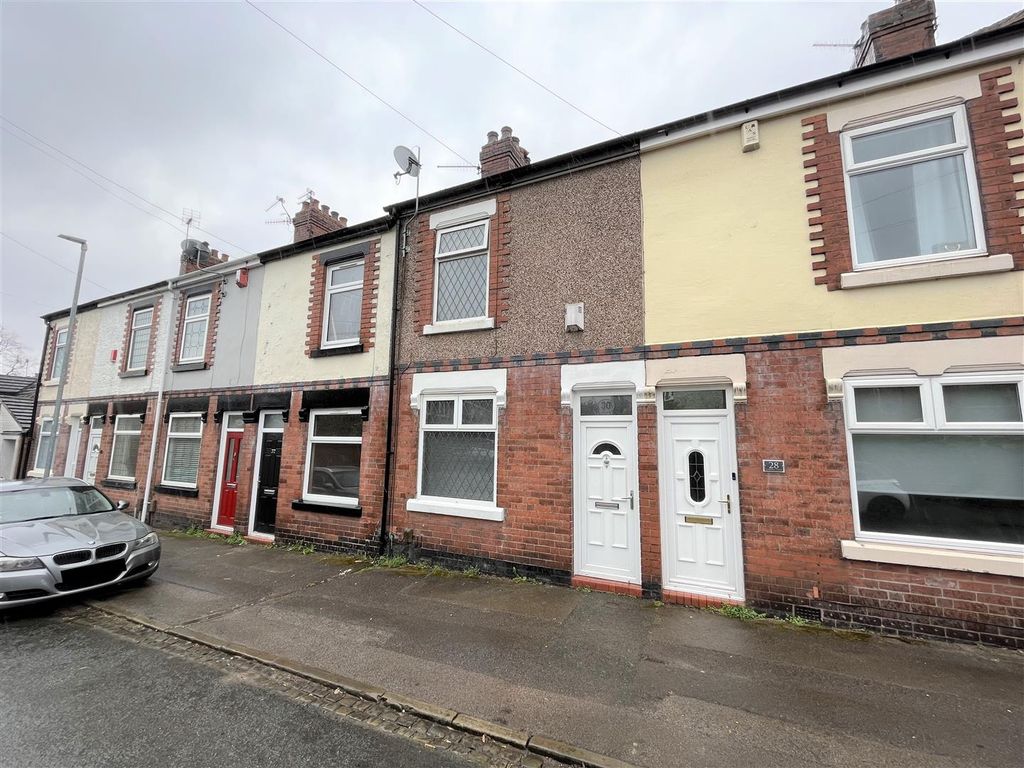 3 bed terraced house for sale in Clarence Street, Wolstanton, Newcastle