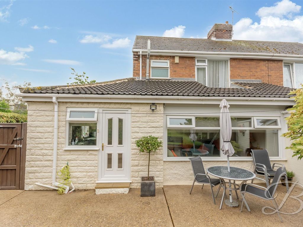 3 bed semidetached house for sale in Stinting Lane, Shirebrook, Mansfield NG20 Zoopla