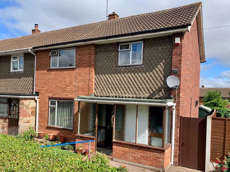 3 bed semidetached house for sale in Waterfield Road, Hereford HR2