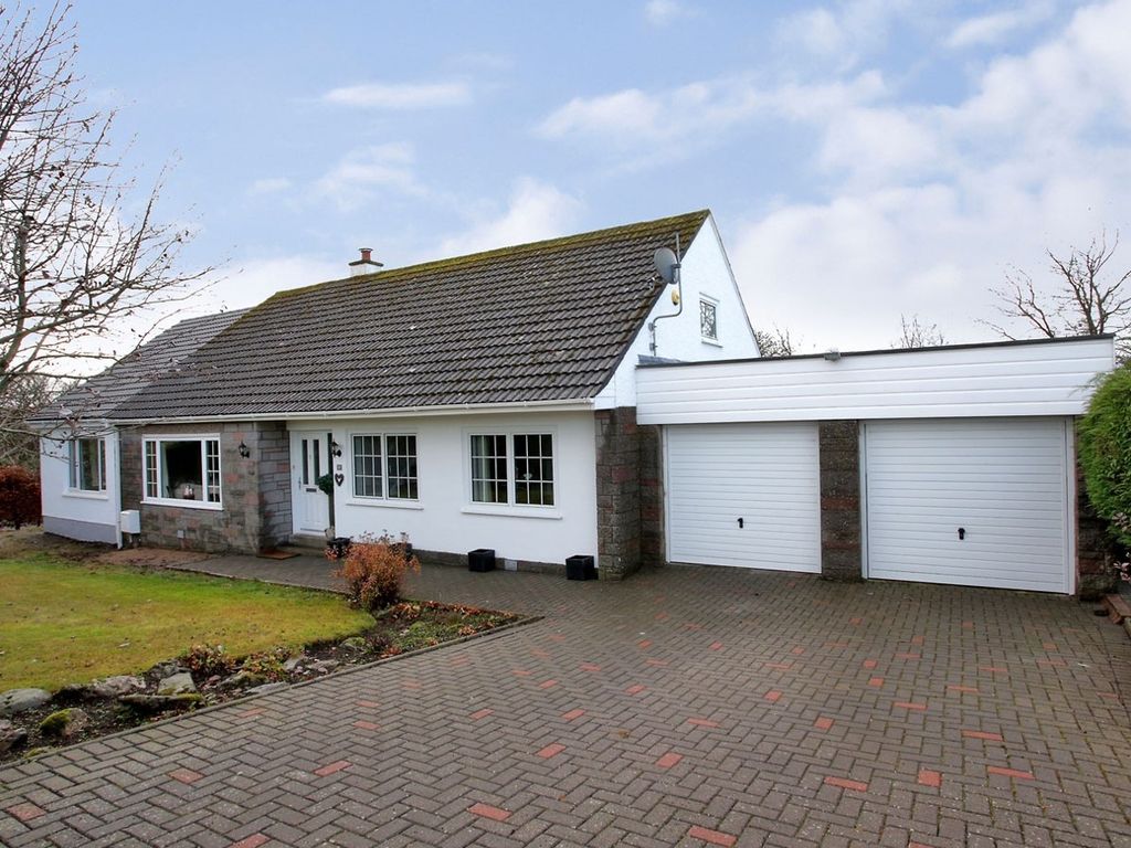 5 bed detached house for sale in Binghill Road, Milltimber