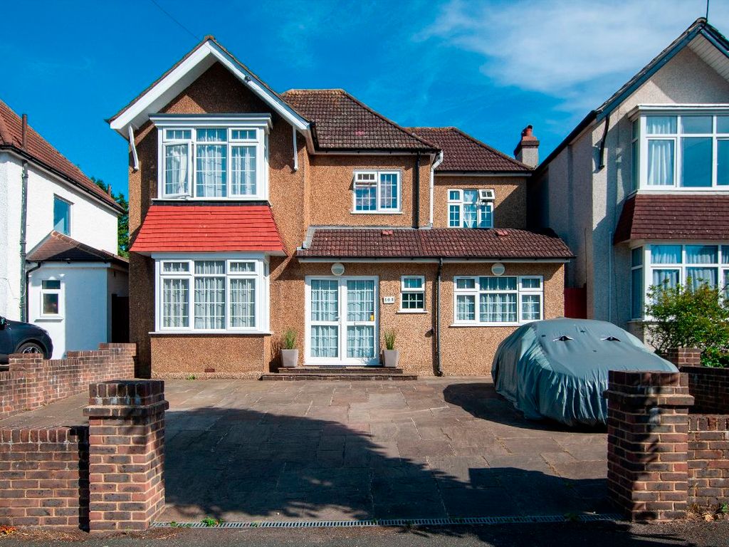 4 bed detached house for sale in Windermere Road, Coulsdon CR5 Zoopla