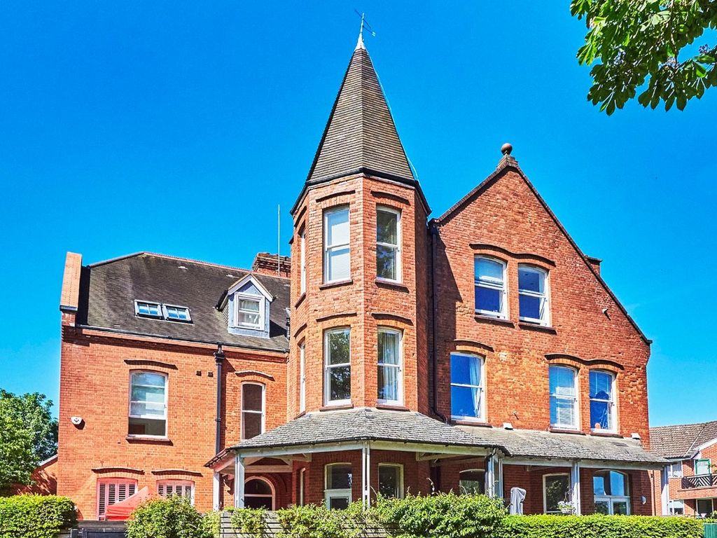 3 bed terraced house for sale in Cadoxton Place, 29 Avenue Road, St