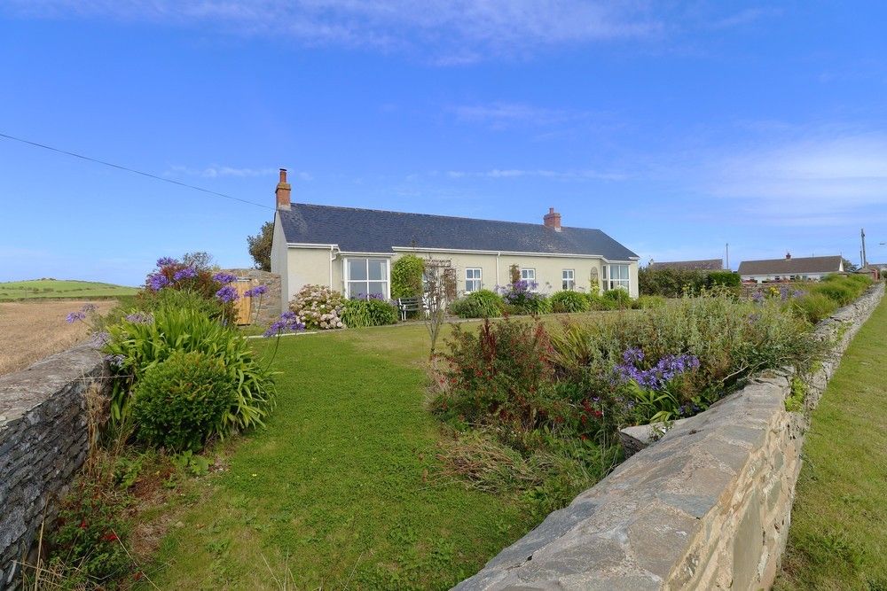 4 bed cottage for sale in 12 Kearney Road, Portaferry, Newtownards