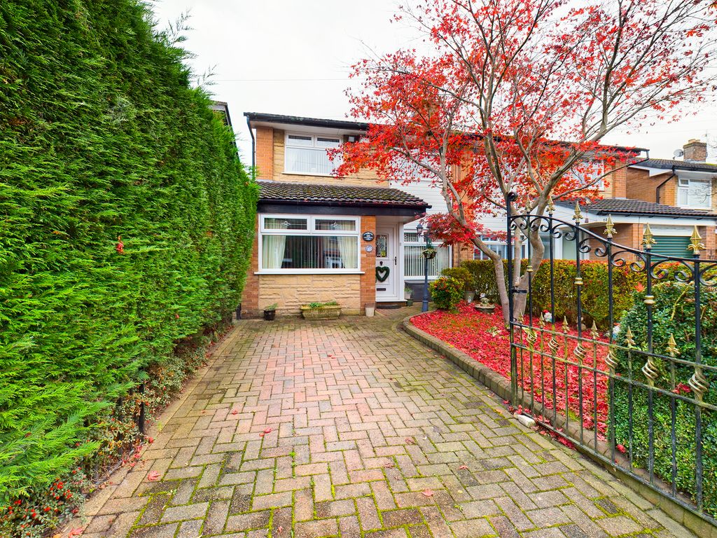 4 bed semidetached house for sale in Alexandra Road, Lostock, Bolton