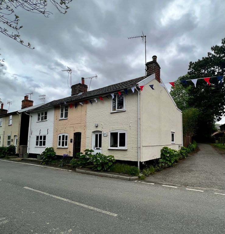 2 bed end terrace house to rent in Aspall Road, Debenham, Stowmarket