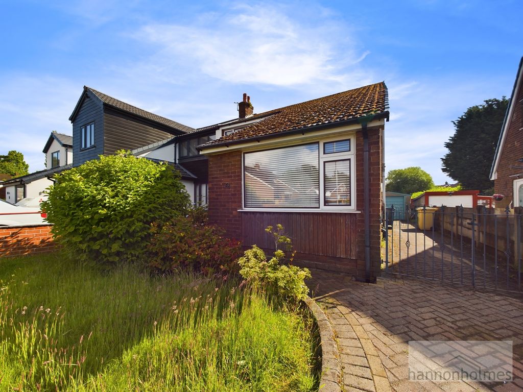 3 bed semidetached house for sale in Duxbury Avenue, Little Lever
