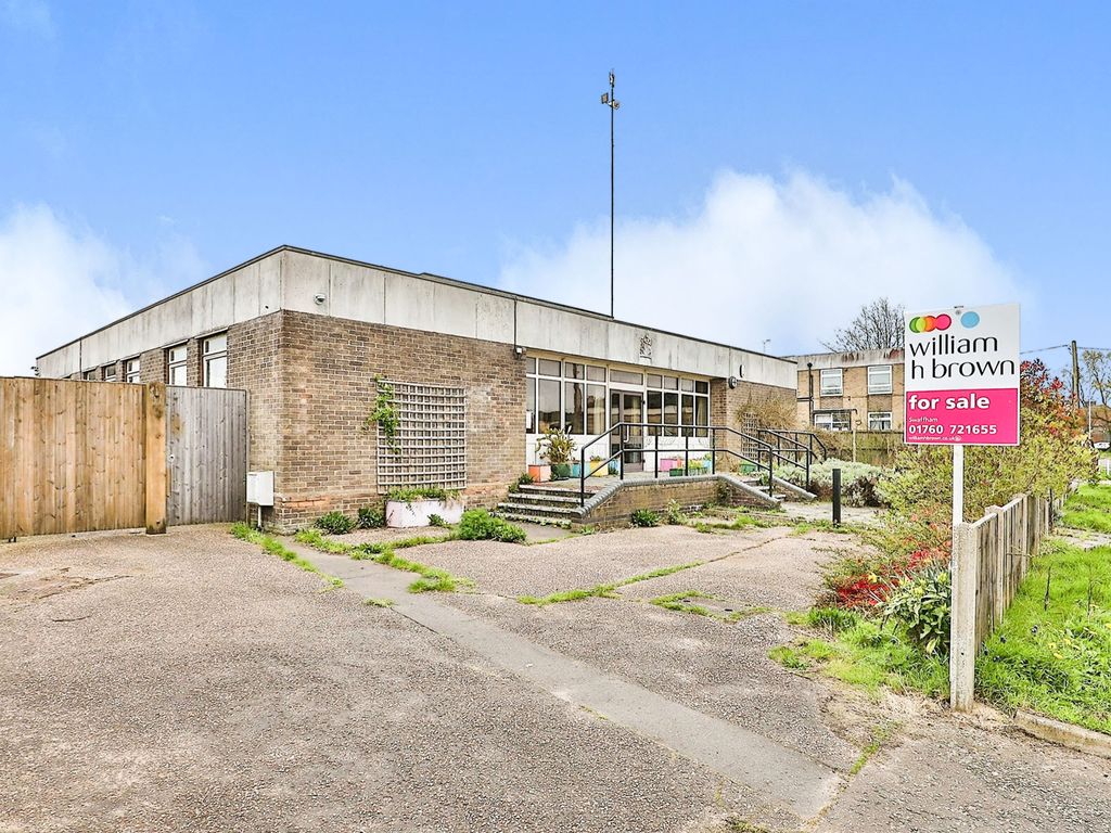 4 bed semidetached bungalow for sale in West Acre Road, Swaffham PE37