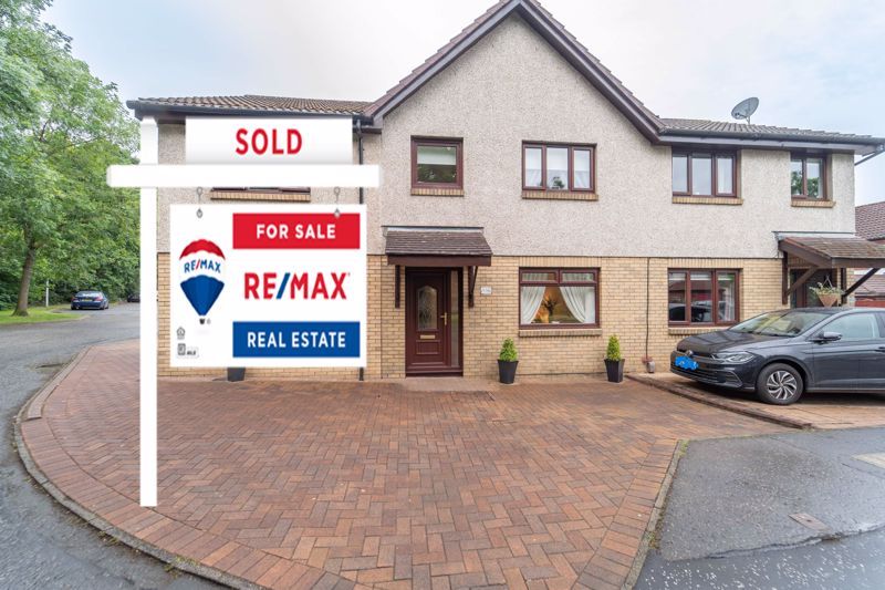 4 bed semidetached house for sale in Park, Mid Calder EH53