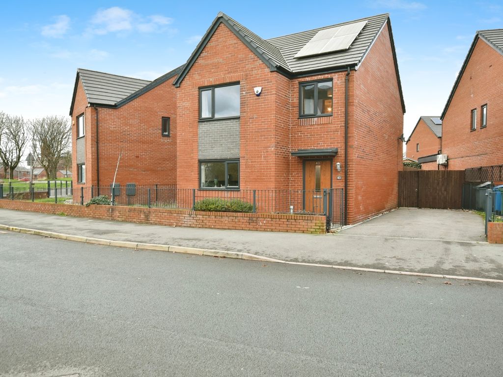 4 bed detached house for sale in Clowes Street, Manchester, Greater