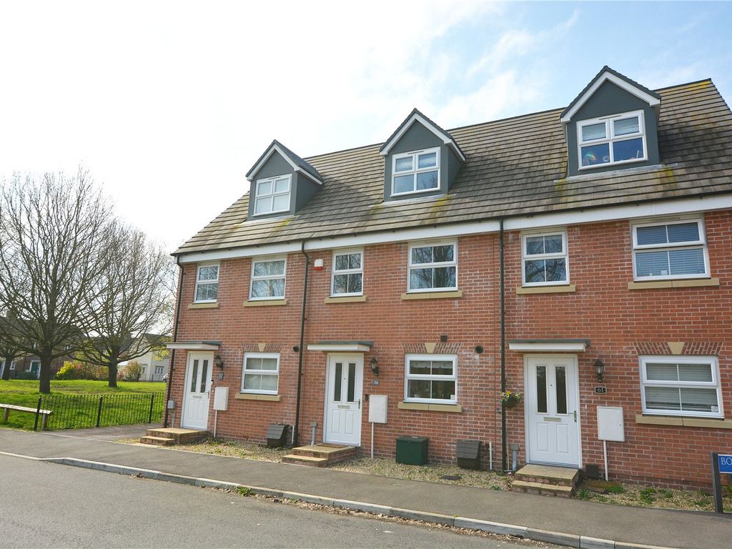 3 bed terraced house for sale in Boulmer Avenue Kingsway, Quedgeley