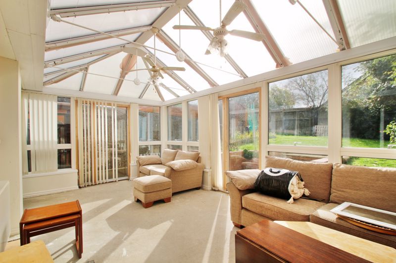 2 bed semidetached bungalow for sale in Southey Road, Rugby CV22 Zoopla