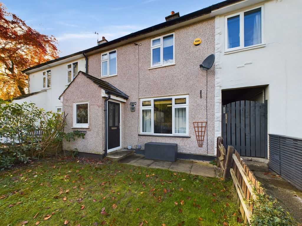 3 bed terraced house for sale in Thorpe Lane, Almondbury, Huddersfield