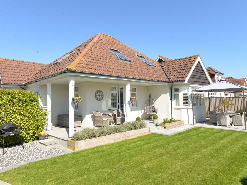4 bed bungalow for sale in Sea Road, Barton On Sea, New Milton