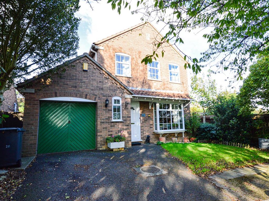 3 bed detached house for sale in Cumberland Avenue, Wellingore, Lincoln