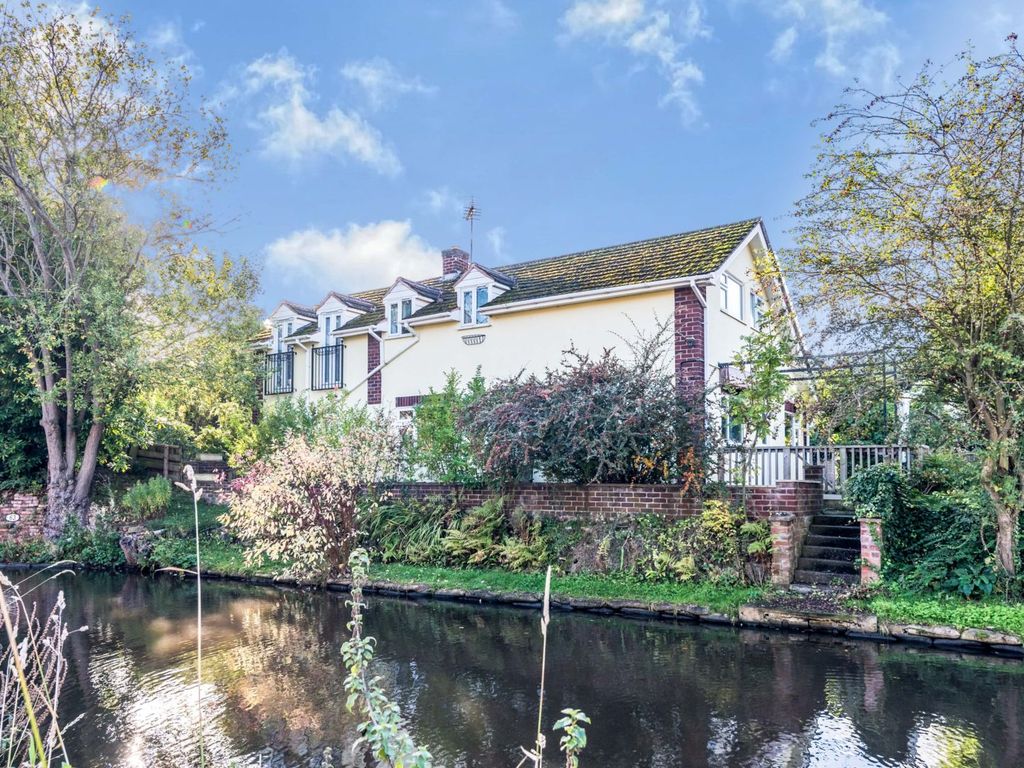 4 bed detached house for sale in Armitage Road, Rugeley WS15 Zoopla