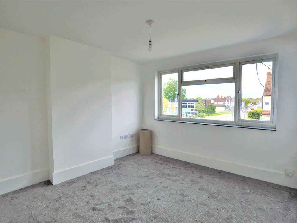 1 bed flat to rent in New Road, Croxley Green, Rickmansworth WD3, £