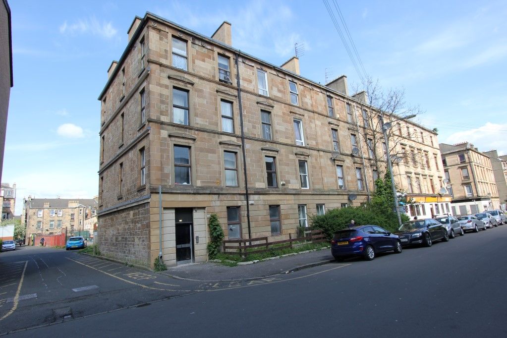 1 bed flat for sale in Langside Road, Glasgow G42, £79,950 Zoopla