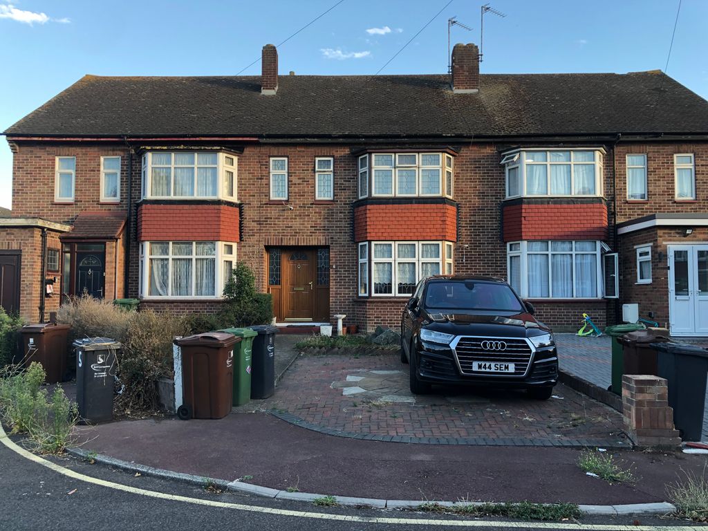 3 bed terraced house to rent in Mulberry Court, Barking IG11 Zoopla
