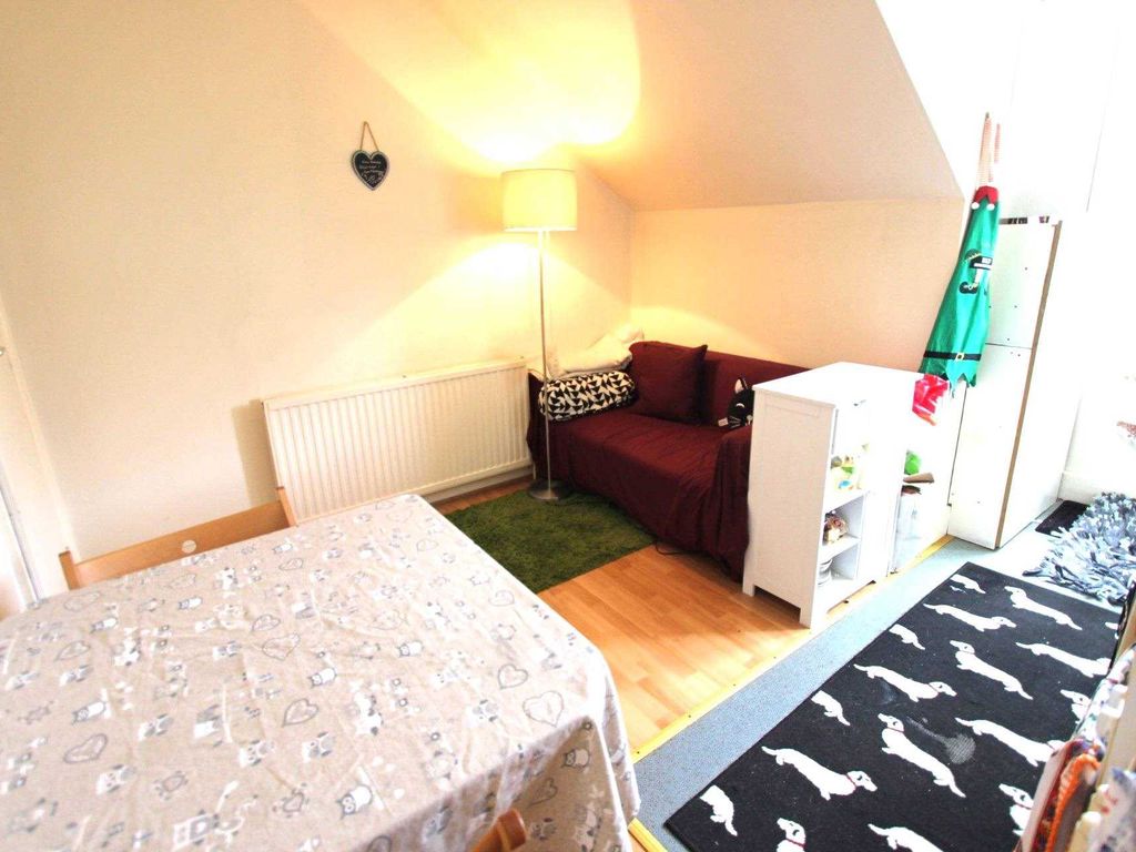 1 bed flat to rent in Bond Street, Ealing Broadway W5 Zoopla