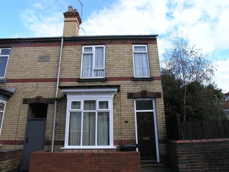 3 bed terraced house to rent in Adelaide Street, Brierley Hill DY5 Zoopla