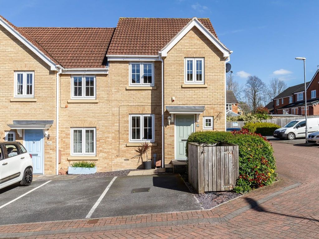 3 bed semidetached house for sale in Kilner Way, Castleford WF10 Zoopla