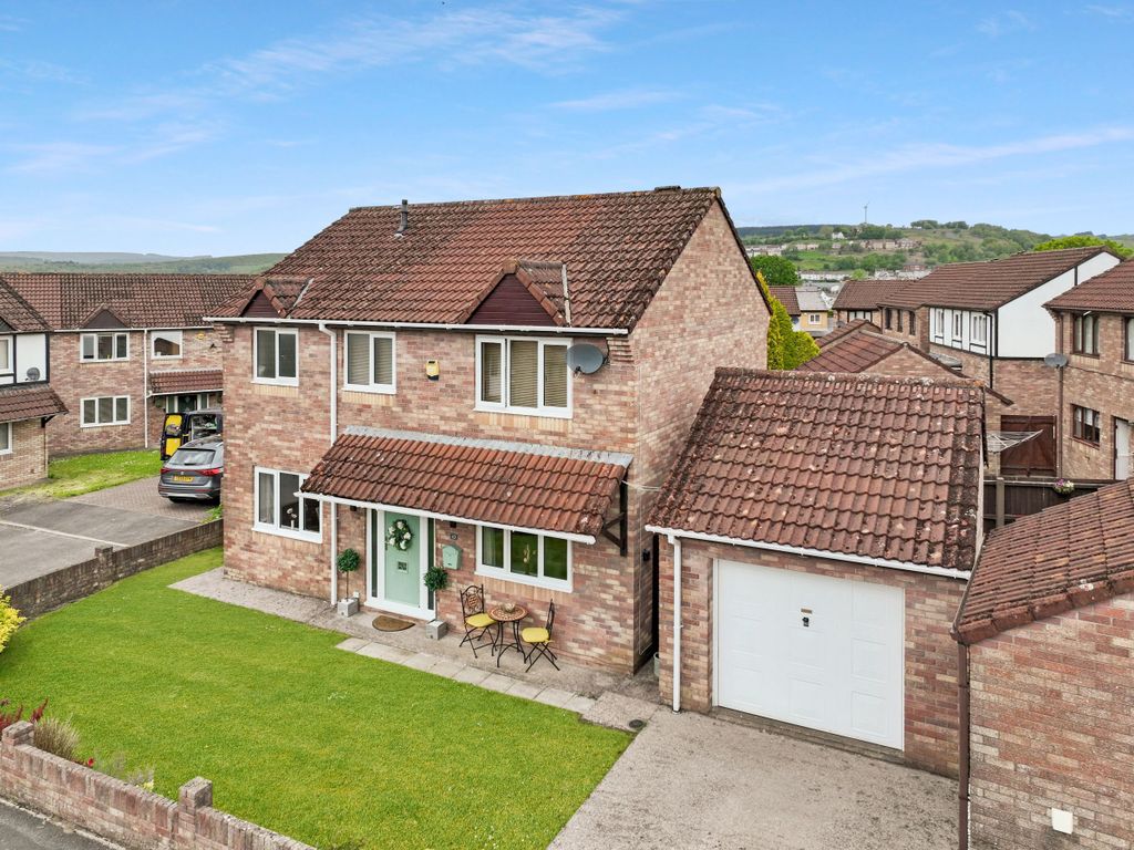 4 bed detached house for sale in Shire Court, Quakers Yard, Treharris