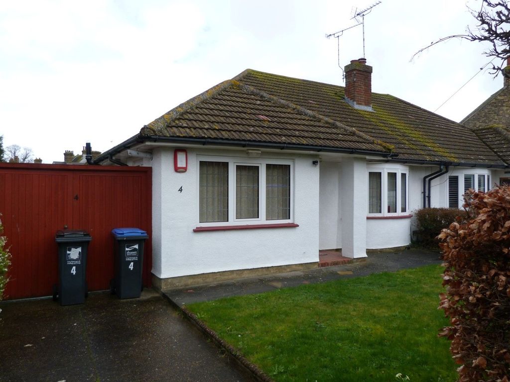 2 bed bungalow for sale in Warren Drive, Broadstairs CT10, £349,950