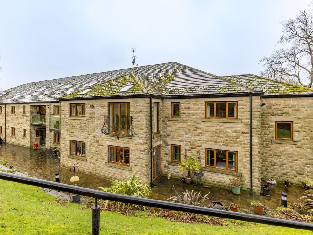 2 bed flat for sale in Holme Valley Court, Holmfirth HD9, £215,000 Zoopla