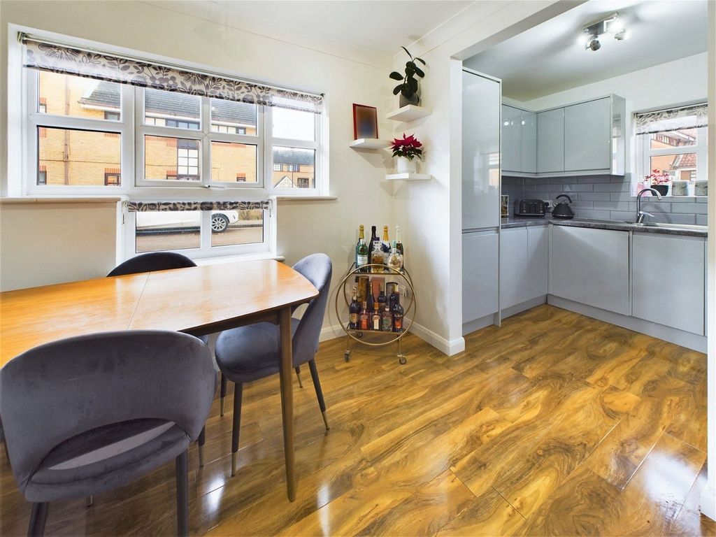 3 bed flat for sale in Emerald Quay, ShorehamBySea BN43, £300,000 Zoopla