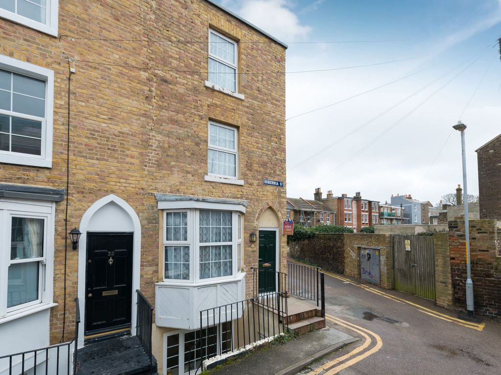 4 bed semidetached house for sale in Hibernia Street, Ramsgate CT11