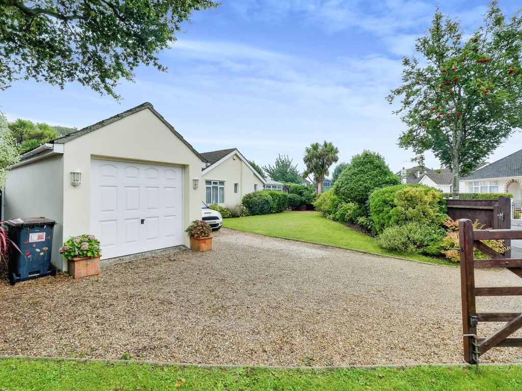 3 bed bungalow for sale in Ringwood Road, Walkford, Christchurch BH23