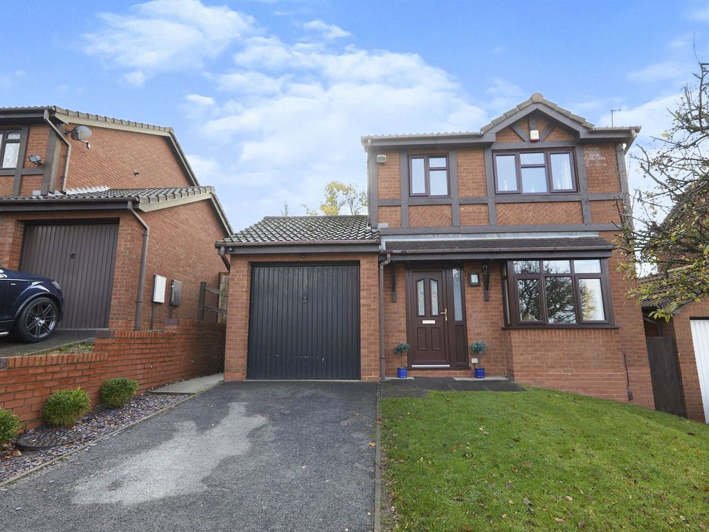 3 bed detached house for sale in Chatteris Drive, Oakwood, Derby DE21