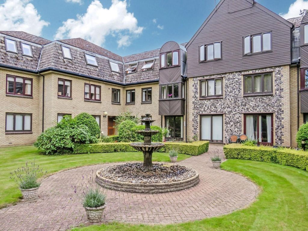 2 bed flat for sale in The Maltings, Riverside Way, Brandon IP27, £