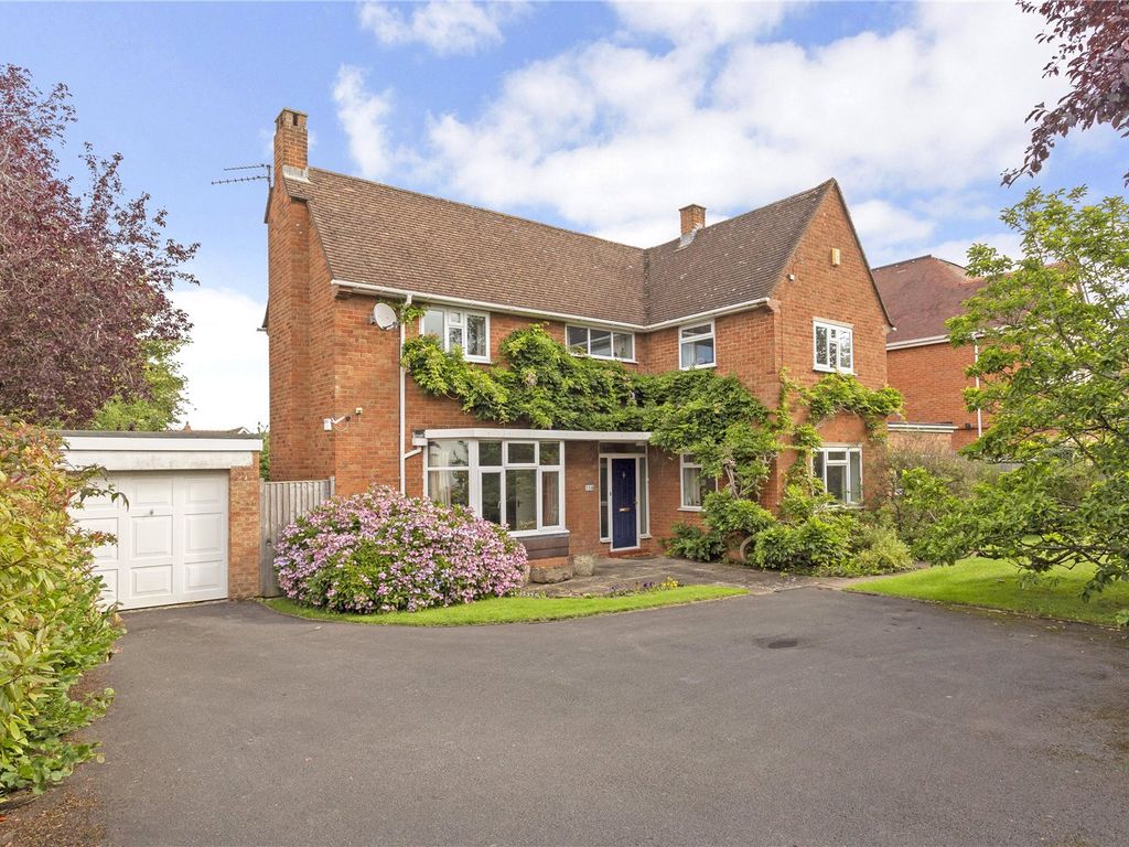 4 bed detached house for sale in Charlton Lane, Cheltenham