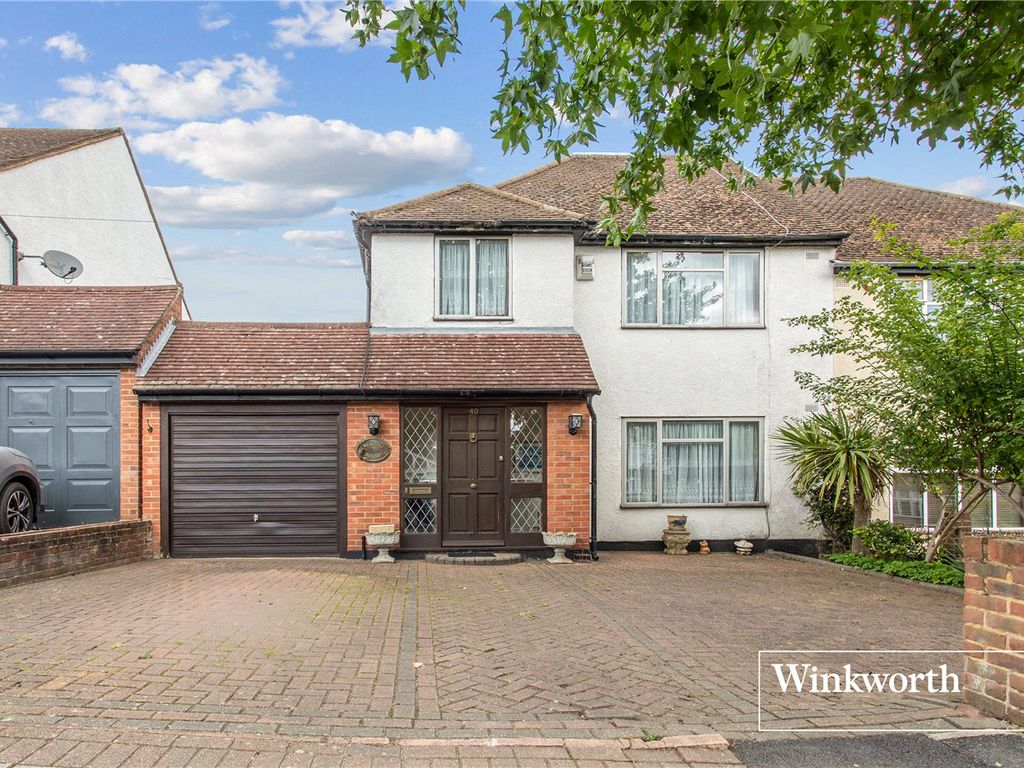 3 bed semidetached house for sale in Laurel Way, Totteridge, London