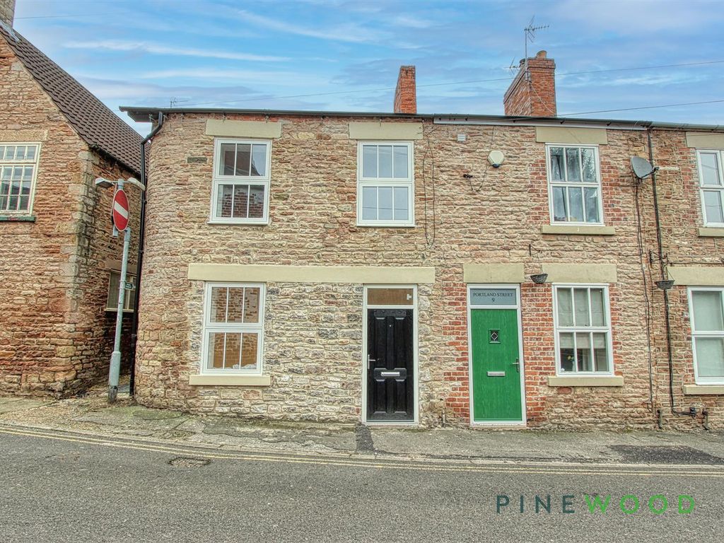 4 bed end terrace house for sale in Portland Street, Whitwell, Worksop S80, £200,000 Zoopla