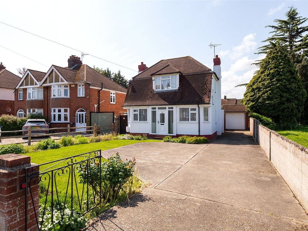 2 bed detached house for sale in Canterbury Road, Sittingbourne, Kent