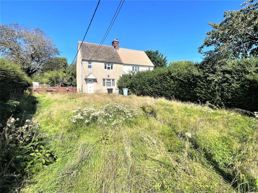 3 bed semidetached house for sale in Upper Close, Crawley, Witney, Oxfordshire OX29, £340,000