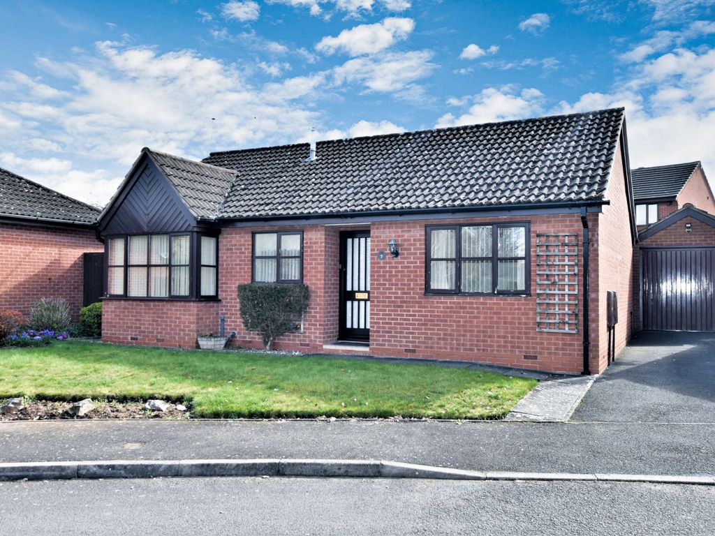 2 bed detached bungalow for sale in Valley View, Market Drayton TF9