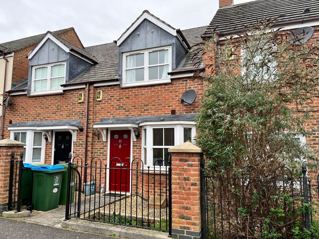 2 bed terraced house to rent in Great Meadow Way, Aylesbury HP19, £