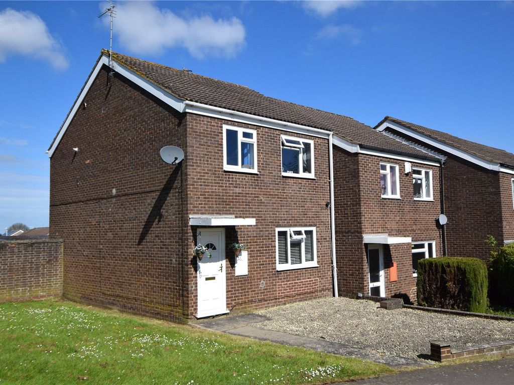 3 bed end terrace house for sale in Woodruff Close, Gloucester